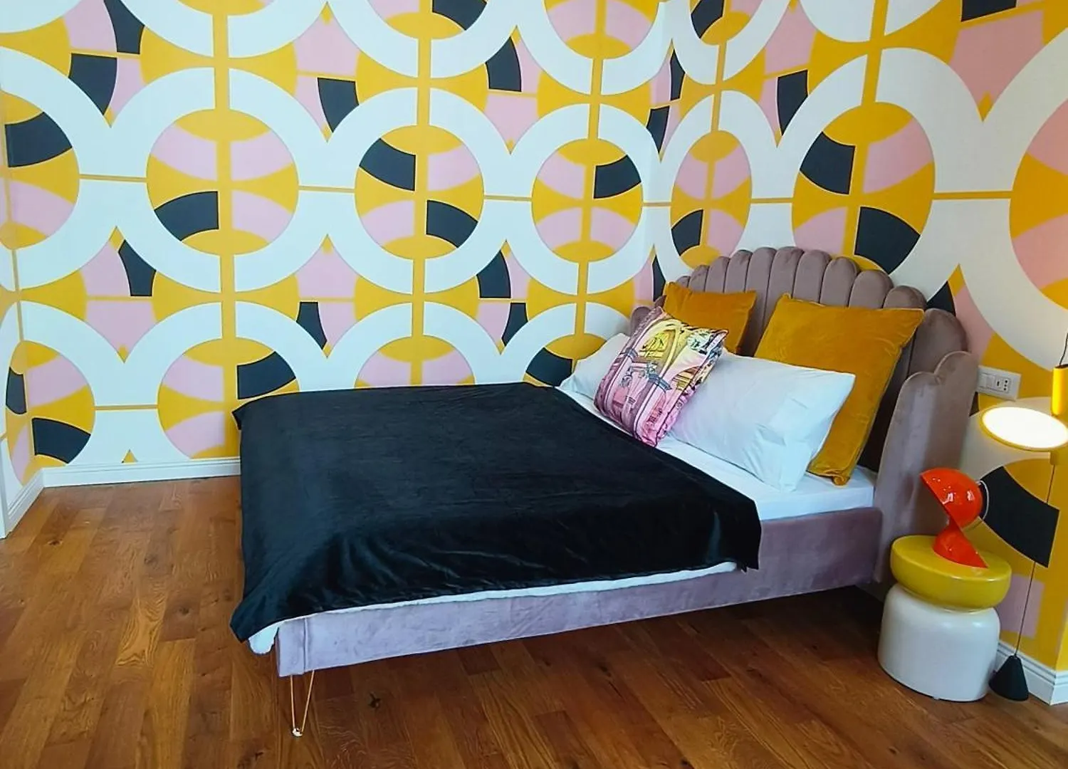 Designed 2 Rooms In Milan Urban With Ac, Wifi And Subway Apartment